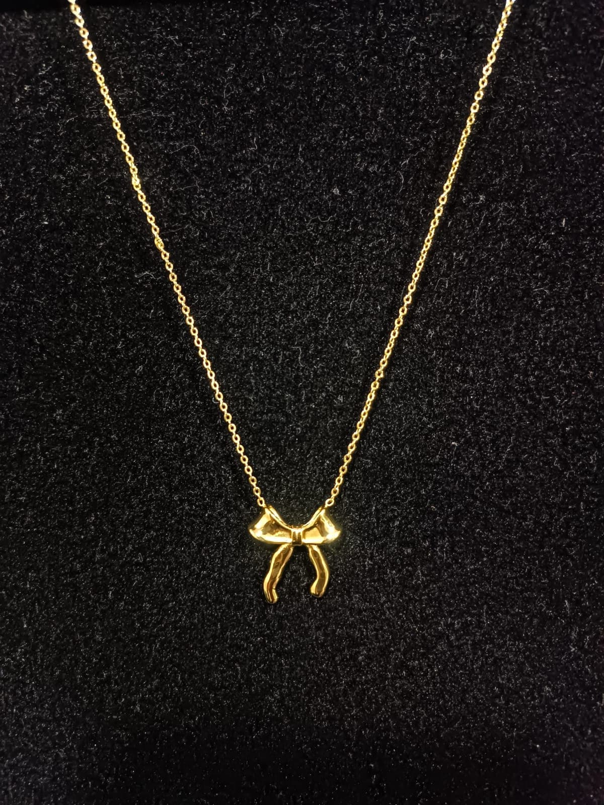 Mini Bow Pendant Necklace